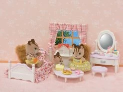 Calico Critters CC Bedroom & Vanity Set