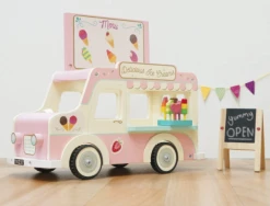 Le Toy Van Dolly Ice Cream Van