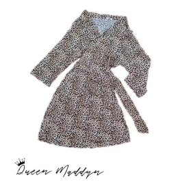 Queen Maddyn Leopard Mom Robe