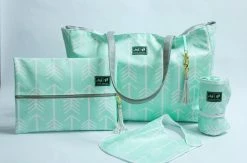 Makeup Junkies Mint Arrow Tote