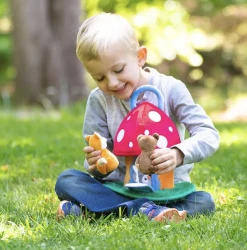 HEARTHSONG Toadstool Cottage Plush Play Set Toys