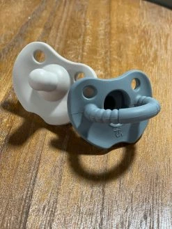 Three Hearts Baby Accessories DARK GREY/LIGHT GREY ROUND SILI SOOTHER