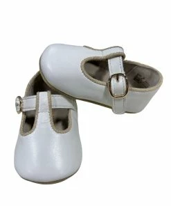 Baby Registry Evie T-Bar Crib Mary Jane White