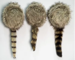 Squire Boone Village CoonSkin Cap Toys