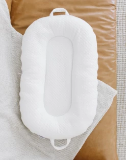 Aden + Anais MOSES POD LOUNGER