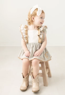 Evie's Closet Fall 22 Evie's Closet Stand Tall Bubble