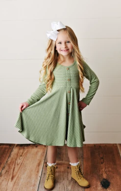 Serendipity/Swoon Baby 22 New Arrivals Sage Ribbed Pocket Dress