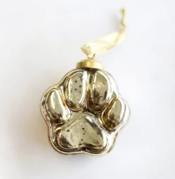 GLORY HAUS Decor Tiger Paw Glass Ornament