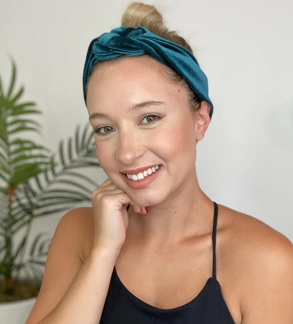 Flash Sale ๐ Headbands Of Hope Emerald Velvet Infinity Turban ๐ 2 Headbands Of Hope Emerald Velvet Infinity Turban