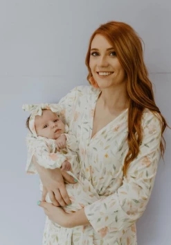 Queen Maddyn Evelynn Mom Robe Infant Clothing