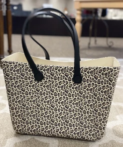 Jen & Co Leopard Carrie All Tote Gifts