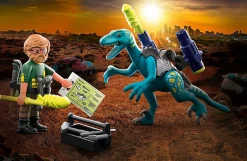 PLAYMOBIL Deinonychus Ready For Battle Toys