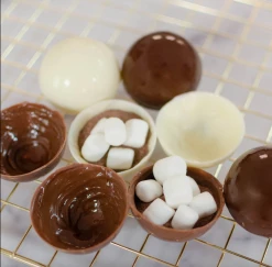 HANDSTAND KITCHEN Gifts Cocoa Bombs Intro Set