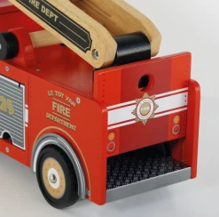 Le Toy Van Modern Fire Engine Set