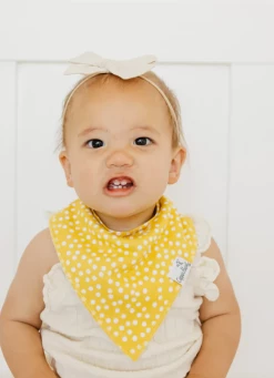 Baby Registry CP Lemon Bib Set