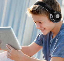 WIRELESS EXPRESS Stereo Bluetooth Headphones Black