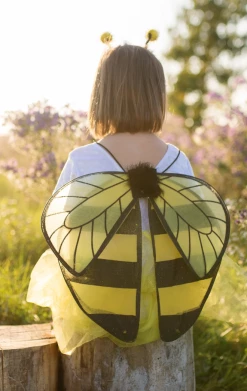 GREAT PRETENDERS GLITTER BUMBLE BEE SET Toys