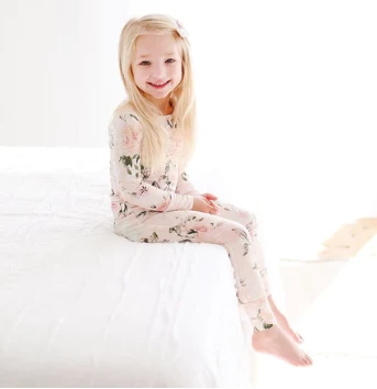 New โค๏ธ Posh Peanut Fall Posh Peanut Vintage Pink Rose LS Pajamas ๐ 2 Posh Peanut Fall Posh Peanut Vintage Pink Rose LS Pajamas