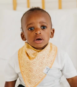 Baby Registry CP Vance Bandana Bib Set