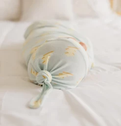 Copper Pearl Cp Bolt Top Knot Hat