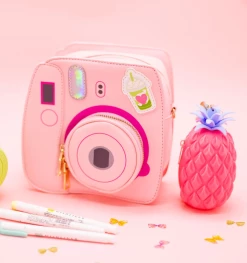 Bewaltz Oh Snap Instant Camera Handbag - Pretty Pink