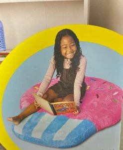 GOOD BANANA Toys CUPCAKE INFLATABLE FLOOR FLOATIE